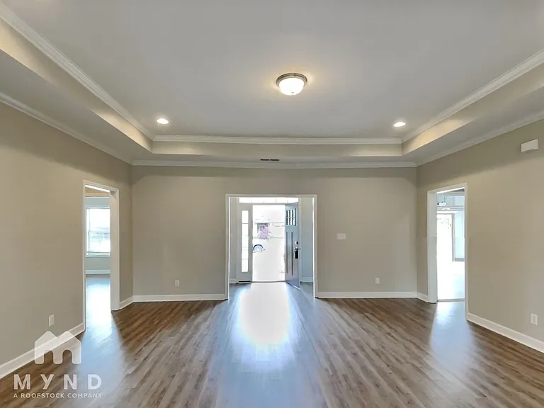 214 Balota St — Photo 6