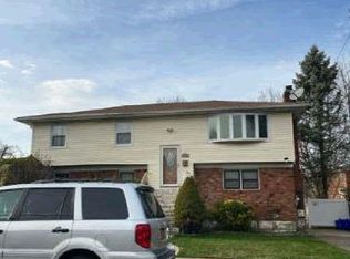 711 Stowe Ave, Baldwin, NY 11510