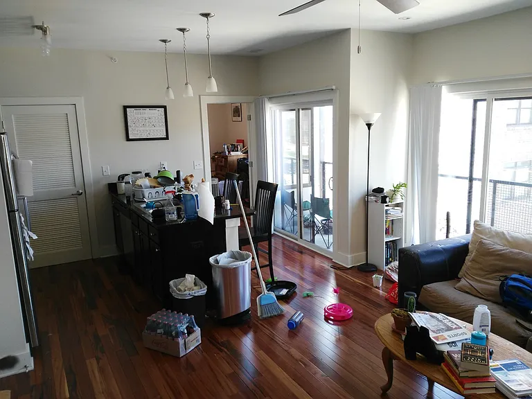 338 S Walnut St — Photo 15