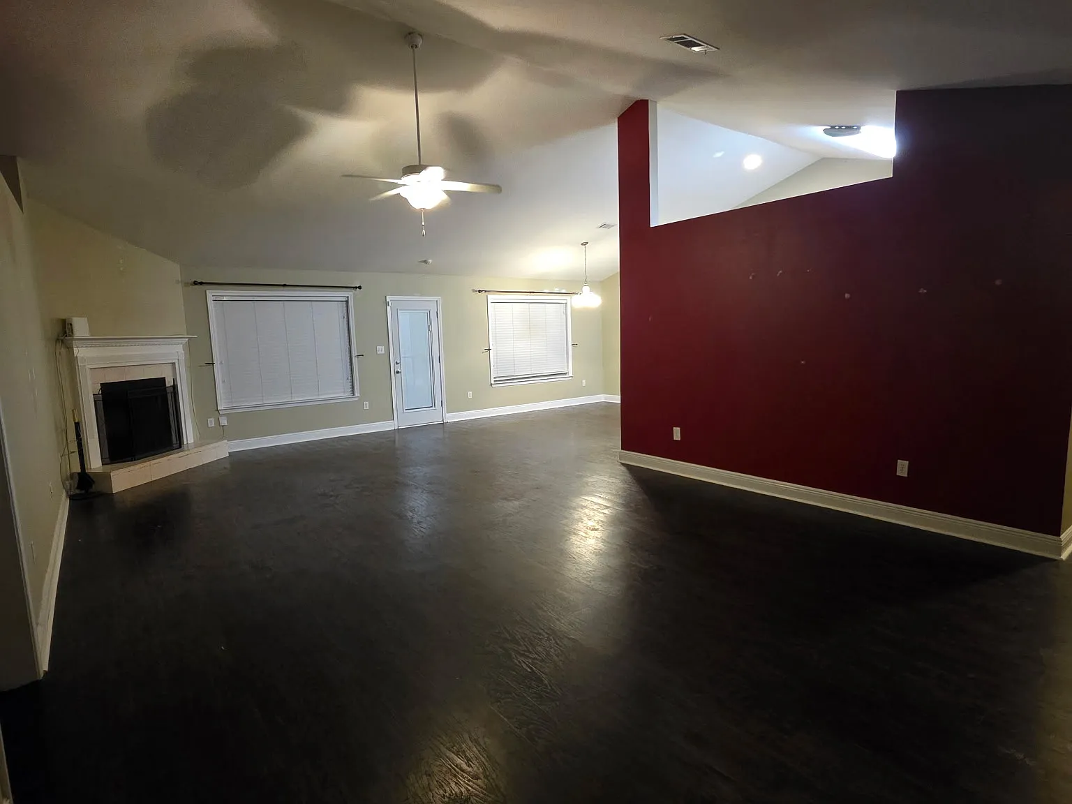 4 bed, 2547 sqft, $2,500 — Photo 3