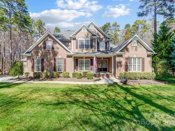5601 Turkey Oak Dr, Mint Hill, NC 28227