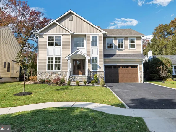 862 Longwood Cir, Haddonfield, NJ 08033