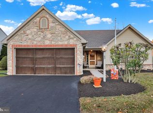 43 Misty Meadow Dr, Reinholds, PA 17569