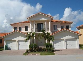 7861 SW 195th St, Cutler Bay, FL 33157