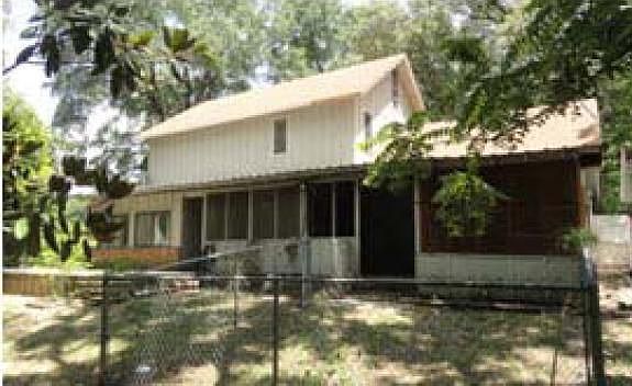 3rd image of 1229 Horseshoe Dr