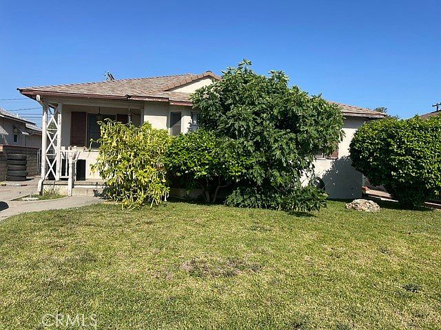 1st image of 5638 Huddart Ave