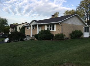 3 Courtleigh Pl, Reading, PA 19606