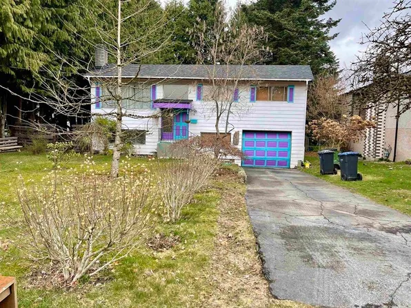 1791 Langan Ave, Pt Coquitlam, BC V3C 1K8