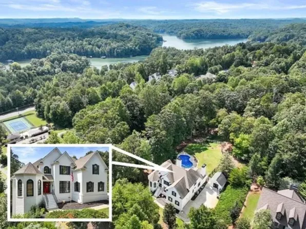 5723 Ridgewater Cir, Gainesville, GA 30506