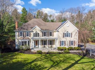 14 Sweeney Ridge Rd, Bedford, MA 01730