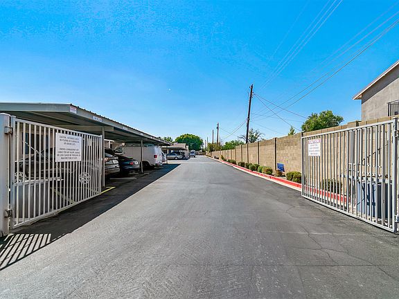 5th image of 524 S Stapley Dr
