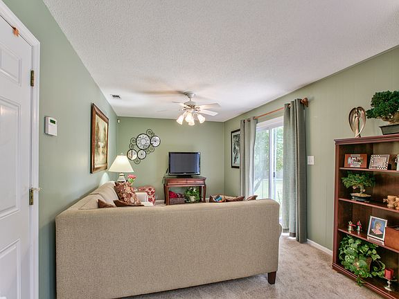 2nd image of 2608 Byron Cir