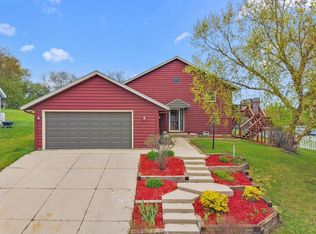 408 Dunford Dr, Burlington, WI 53105
