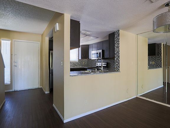 4th image of 1601 W Sunnyside Dr
