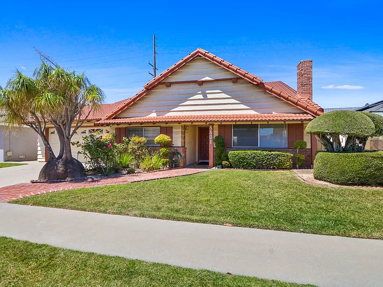 8801 Monterey Cir — Photo 25