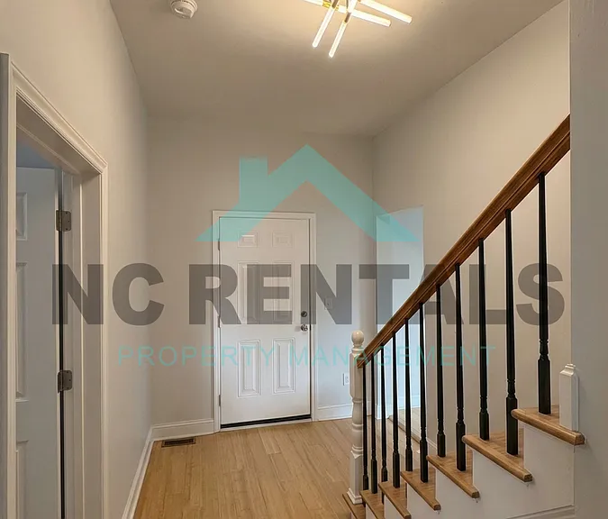 234 S Academy St — Photo 6