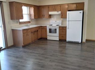 3227 W Riverside Blvd, Rockford, IL 61101