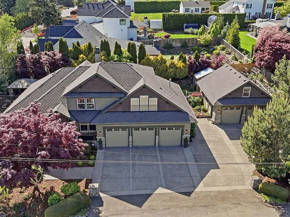 4090 Ireland Ln, West Linn, OR 97068