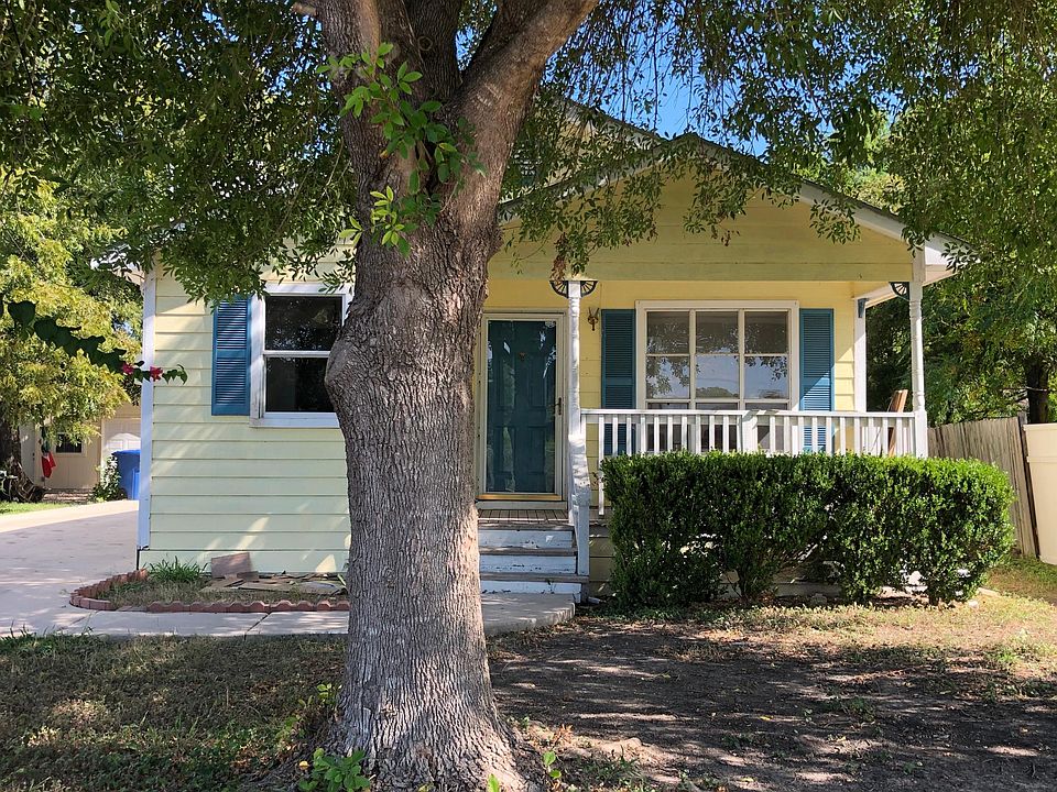 1st image of 111 Riverview Dr