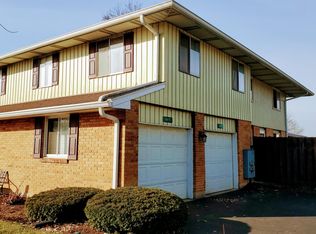 1615 Villa South Dr, Dayton, OH 45449
