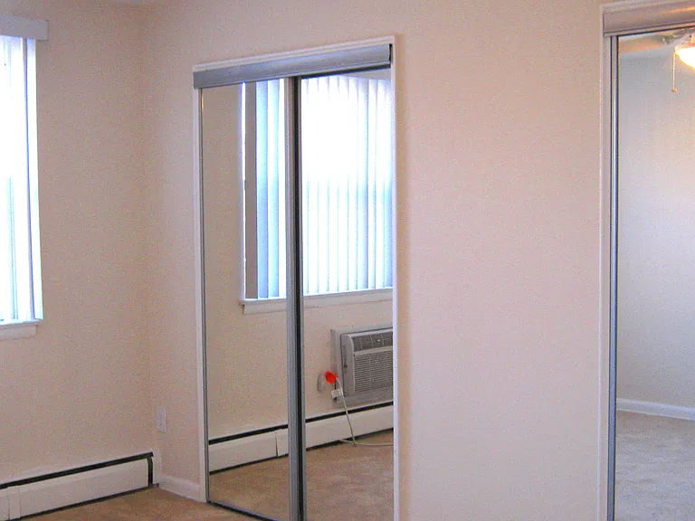 Regency House — Photo 16