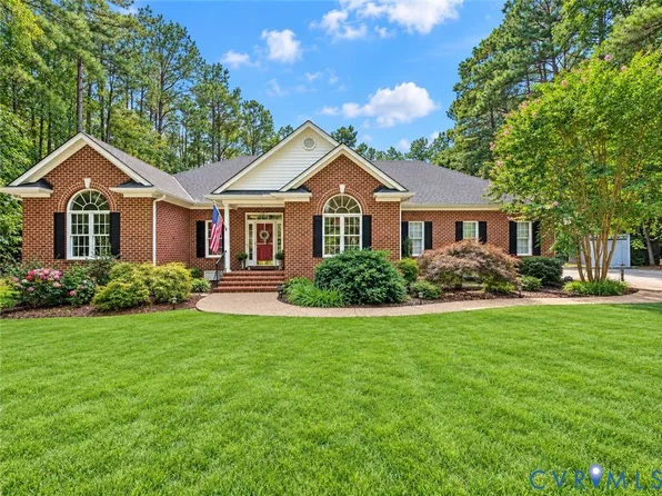 2901 Maple Grove Ln W, Powhatan, VA 23139