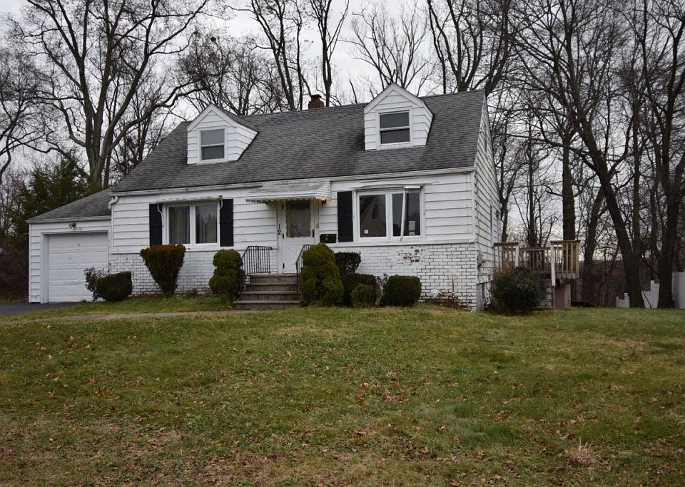 1st image of 12 Brown Dr
