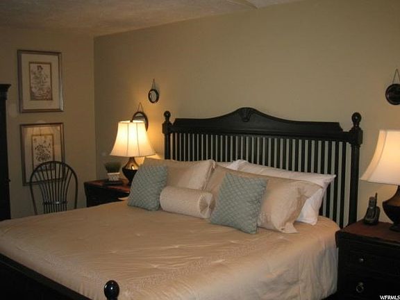 5th image of 1133 W Old Hollow Way