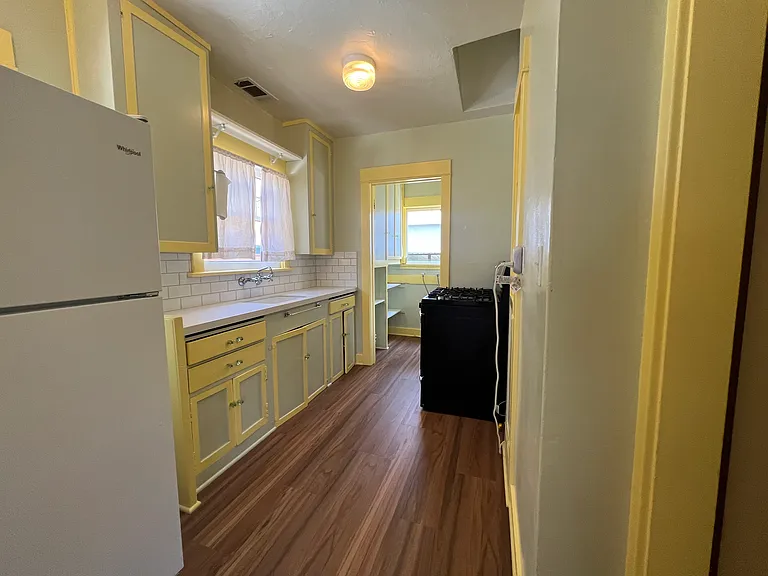 716 Stanley Ave — Photo 34