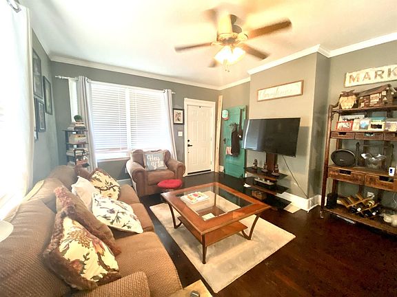 5th image of 2054 Greene St