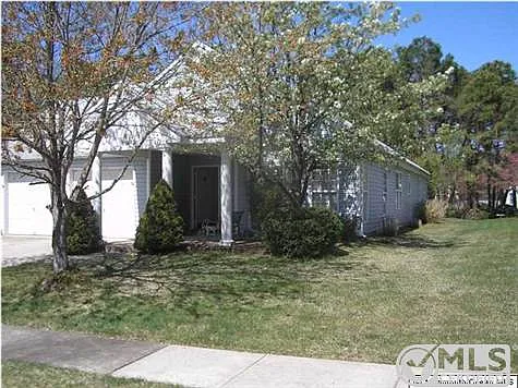 801 Southend Ct photo 1