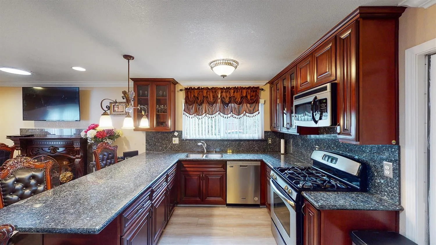 2973 Kachina Way photo 1