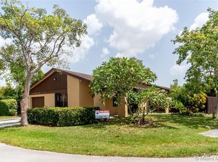 10832 SW 132nd Circle Ct, Miami, FL 33186