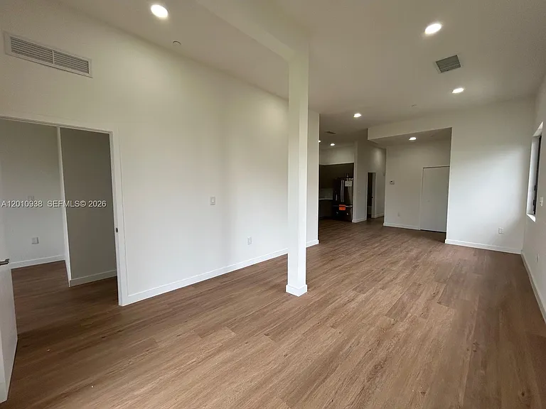 19444 SW 125th Ave #0 — Photo 6