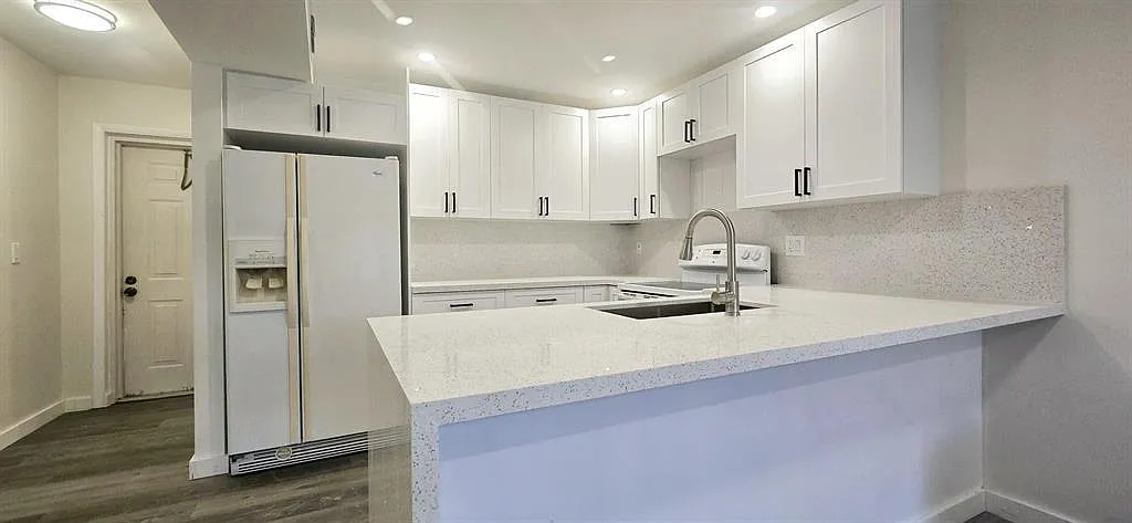Building Photo - 5539 Courtyard Dr #5539