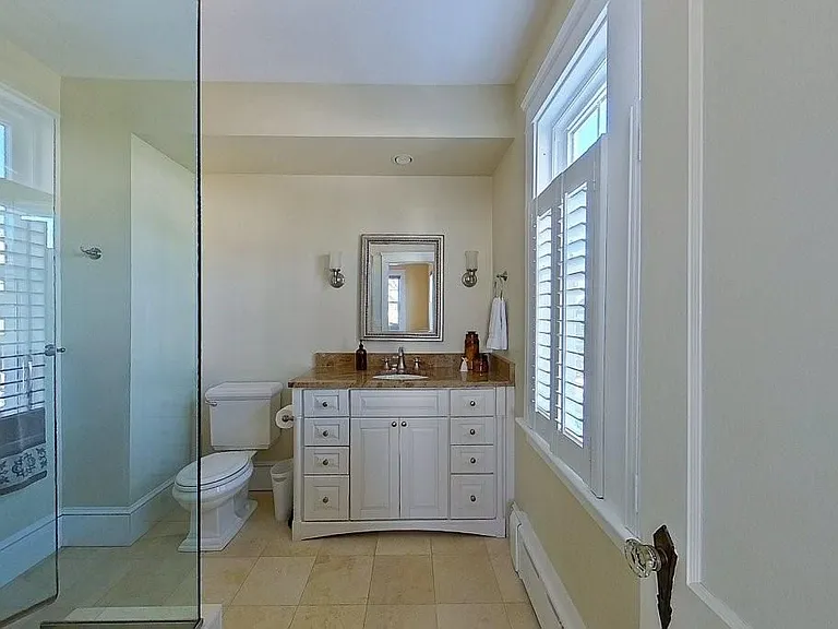 27 Cranston Ave — Photo 32