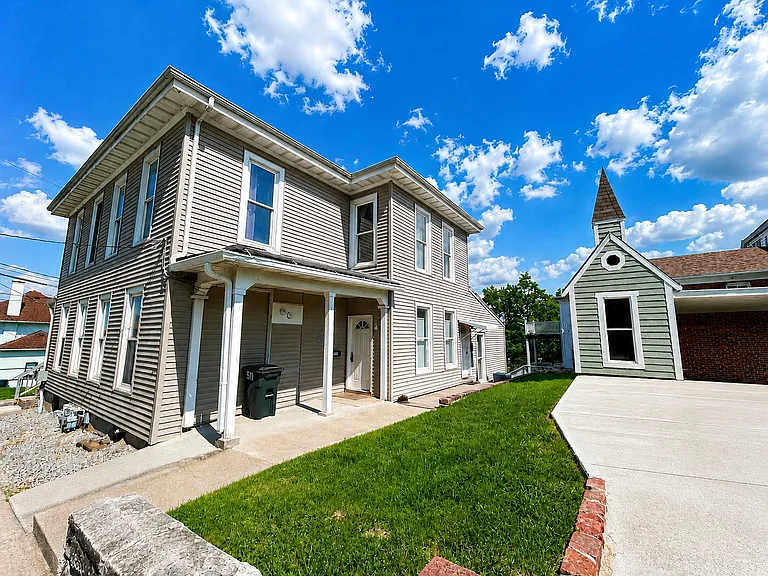 511 Hill St — Photo 1