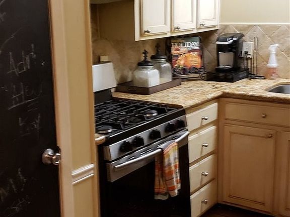 4th image of 5355 Dawn Dr