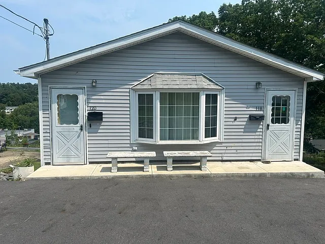 120 Nichols St #120 — Photo 11