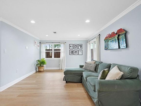 5th image of 2133 Generes Dr