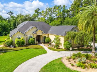 8476 Stables Rd, Jacksonville, FL 32256