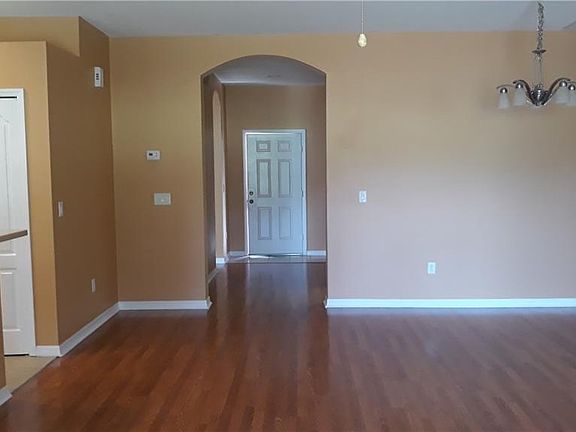 2nd image of 1126 Emerald Hill Way