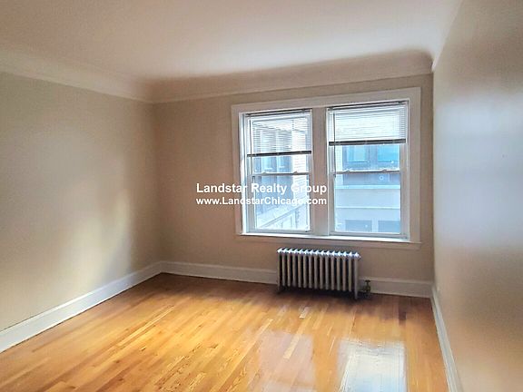 4th image of 1920 W Morse Ave APT 1S