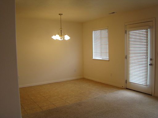 3rd image of 10486 Sage Vista Way