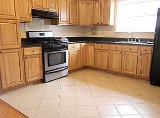 1235 E 222nd St APT 2, Bronx, NY 10469