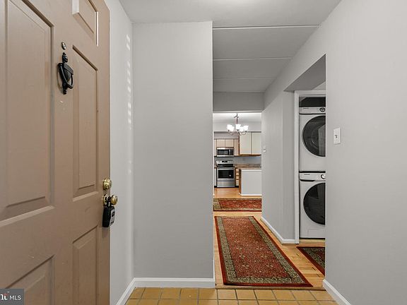4th image of 1210 Eagles Ridge Dr