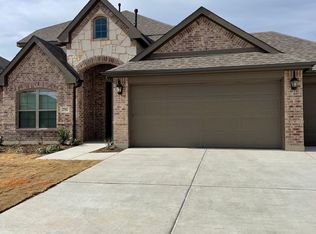 2752 Lisa Maria St, Burleson, TX 76028
