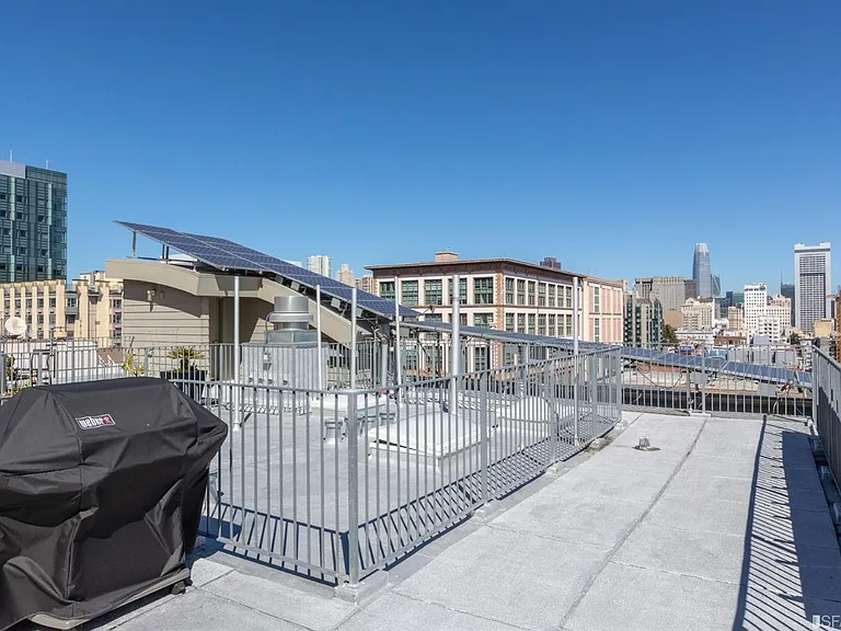 238 Olive St #401 — Photo 15