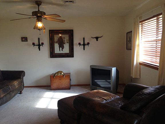 3rd image of 4900 SE 19th St