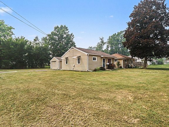 2nd image of 265 Sigel Ave